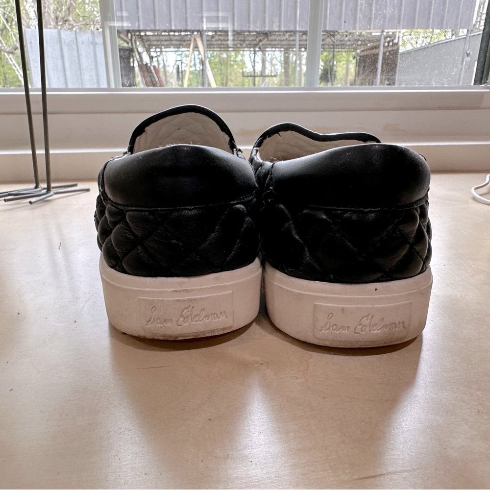 Black every day shoes